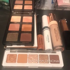 Eyeshadow collection powder and creams